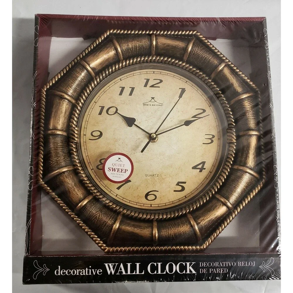Plastic Decorative Wall Clock, 12